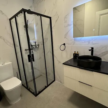 Luxury Suites Royal By Rikas Hotels Antwerp Exterior photo