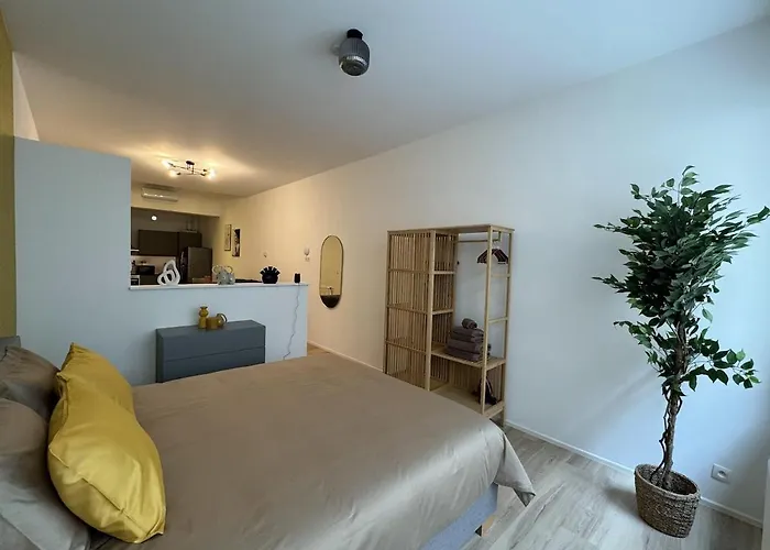 Luxury Suites Royal By Rikas Hotels